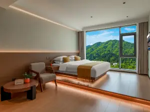 Spring Breeze Ten Miles Homestay