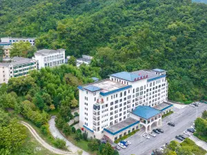 Shen Nong Jia Hotel