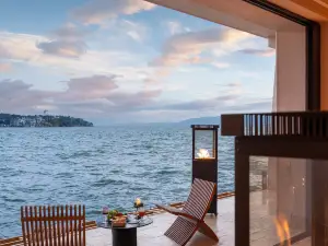 Shuanglang Lunas Litus Hotel