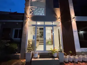 Alejandros Suites & Venue