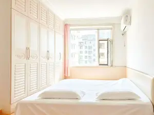 Boutique Mountain-side Hot Spring Homestay (Changbai Mountain Erdao Baihe)