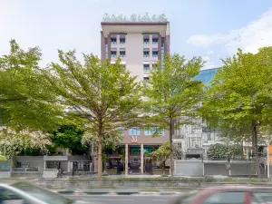 M Village Hotel Kim Ma, a brand of Modern Village Lifestyle