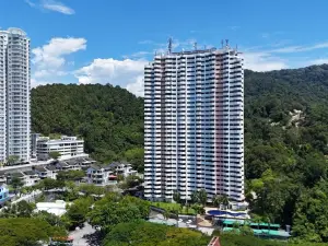 Green Ocean Seaview Apartment