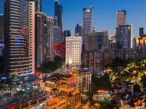 Chongqing Jiefangbei Hong Ya Dong Riverside View Meilun Hotel