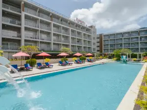 Ramada by Wyndham Phuket Deevana Patong