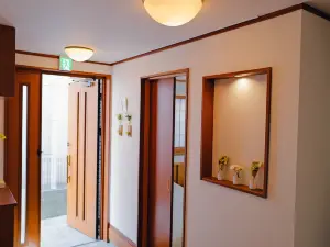 Akira Hiro House