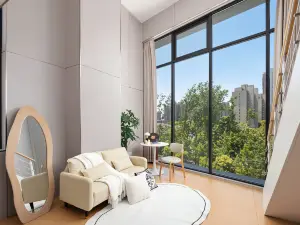 Such as Yuanmo Crystal Hotel Apartment (New International Expo Center Yanggao South Road Store)