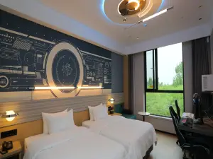 IU 호텔 (링서우 스자좡 철도 직업 기술 대학 지점)