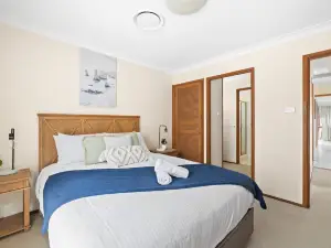 Private Rooms – Quiet Street, Close to Shops & Transport