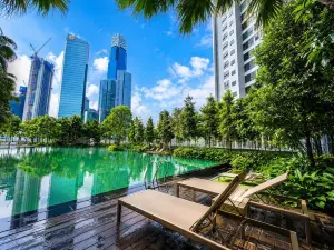 Agile Bukit Bintang | Infinity Pool | 5min to Pavilion & TRX | Chinese Support