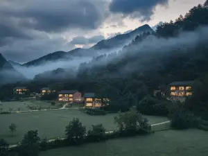 Hidden in the Countryside · Xuetangping Boutique Homestay