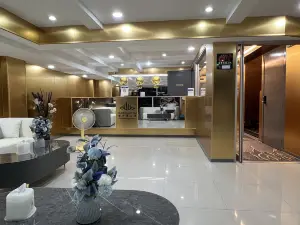 โรงแรมโกลเด้นแมงโก้เฮาส์