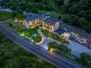 Xiaoyue Qinglan Garden Private Hot Spring Hotel (Lixiao Road Branch, Bipenggou Scenic Area)