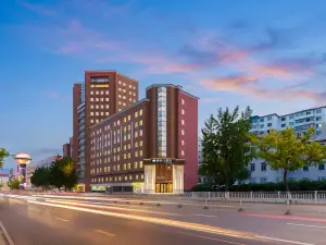 Home Inn Ruibai Cloud (Benxi Railway Station)