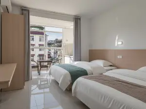 Meijia Apartment (Mengla)