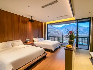 歸景一號·Qiang view全景私湯度假民宿（古羌城景區店）