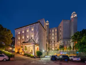 Tianbao Hotel