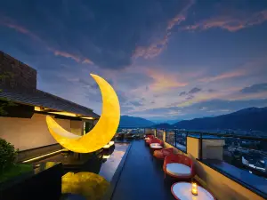 Lindao Hotel (Dujiangyan Scenic Area Branch)