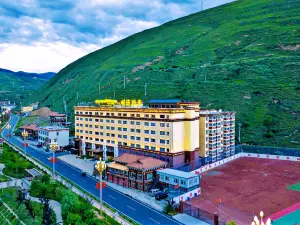 Gasa Hotel
