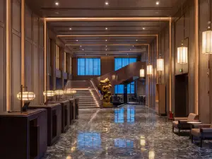 Zhongjie Central Hotel (Shenyang Zhongjie & Forbidden City Joy City Location)