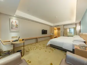 Ziyuan Hotel (Lixian County Government Affairs Center People's Hospital Branch)