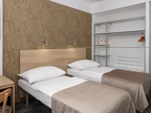 安比恩斯酒店