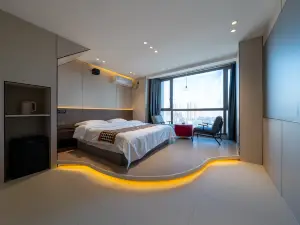 Duoerman Apartment (Harbin Ice and Snow World Shimao Avenue Subway Station Branch)