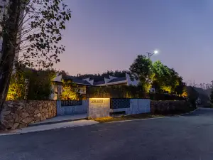 少間·半書舍民宿（廬江湯池温泉リゾートエリア）