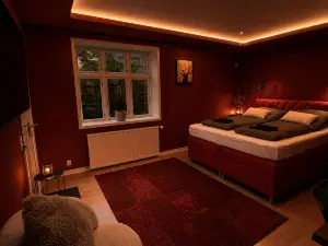 4SEASONS - CRIMSON Autumn Suite