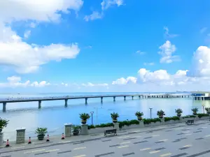 北海雲舶海景公寓（海底世界金灘店）