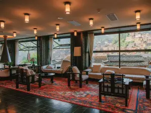 Suyan·Lishang Art Gallery B&B (Xijiang Thousand-Household Miao Village Viewing Platform Branch)