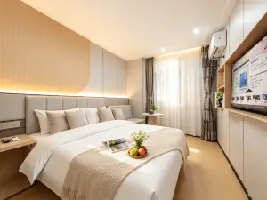 Jibai ·City Core Hotel (Xiamen Zhongshan Road Pedestrian Street Bashi)