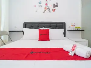 Nganjuk紅多茲家庭旅館伊斯蘭教法-Winong