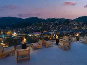 Xijiang Tianhe Shengjing Homestay (Observation Deck)