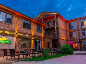 豐寧WESTERN MEADOW RESORT·西灘小鎮民宿（大灘店）