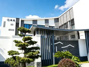 Yuxi Courtyard Hotel