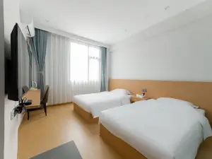 Dongrunfeng Hotel (Zigong Caideng Park)