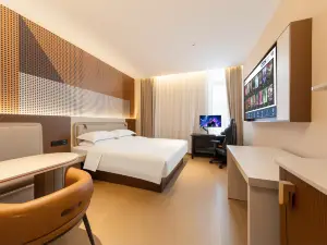 Ant · Lightyear E-Sports Hotel (Baihe East Station)