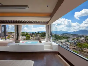 Lijiang LiuLigong 360 degrees Hot Spring Hotel