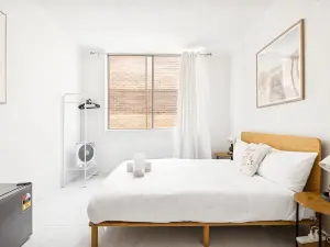 Your Convenient Spot – Close to Train & Amenities