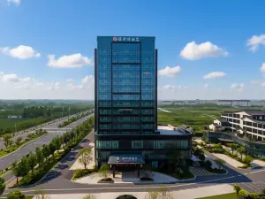 West Hotel (Huazhong University of Water Resources and Electric Power Jianghuai Campus, Luoshan)