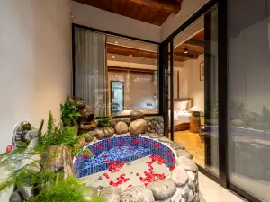 Yuanlai Private Soup B&B (Dujiangyan Scenic Area Nanqiao Branch)