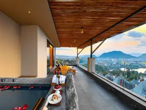 Xun Yin | True Hot Springs Scenic View Villa Boutique Stay