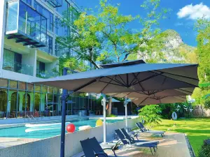 MeTown Resort (Yangshuo Ten-Mile Gallery Yulong River Branch)