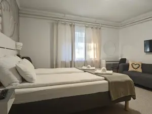 Lugas Apartment Miskolctapolca 2 Bedrooms 50m2 Tub and Jacuzzi near the Cave Bath