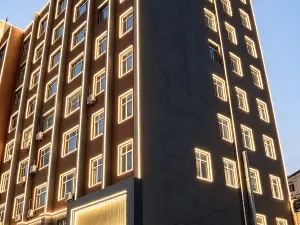 Homeinn Selected Hotel (Chaoyang Huanghe Road Wanda Plaza)