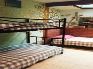 Shanti Lodge