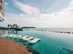 Assana Cenang Seaview Suites by Oakville