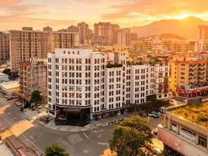 Yunfu Hongxin Boutique Hotel (Wuyue Plaza Branch, Yunfu)