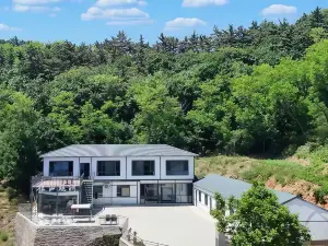 獐子島依山觀瀾民宿
